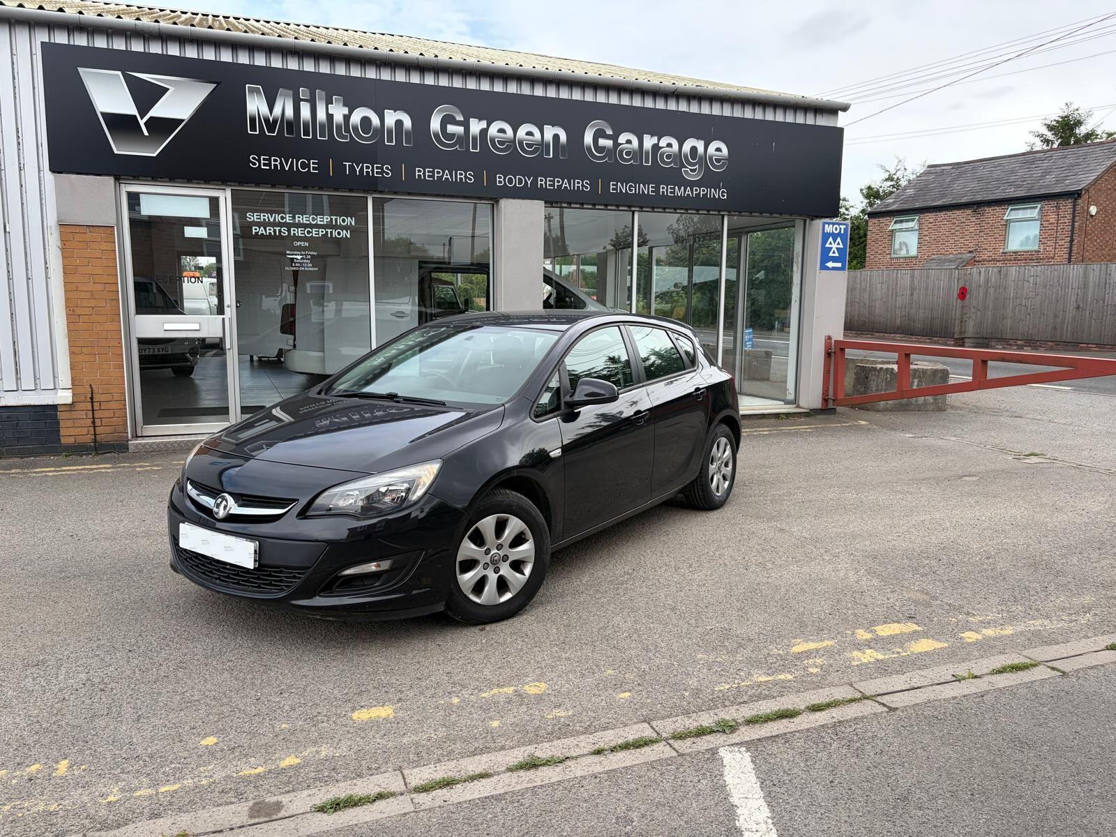 Vauxhall Astra - image 4